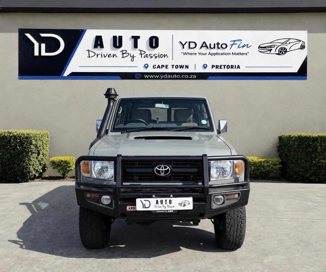 Toyota Land Cruiser 76 4.5D-4D LX V8 Station Wagon YD Auto Cape Town