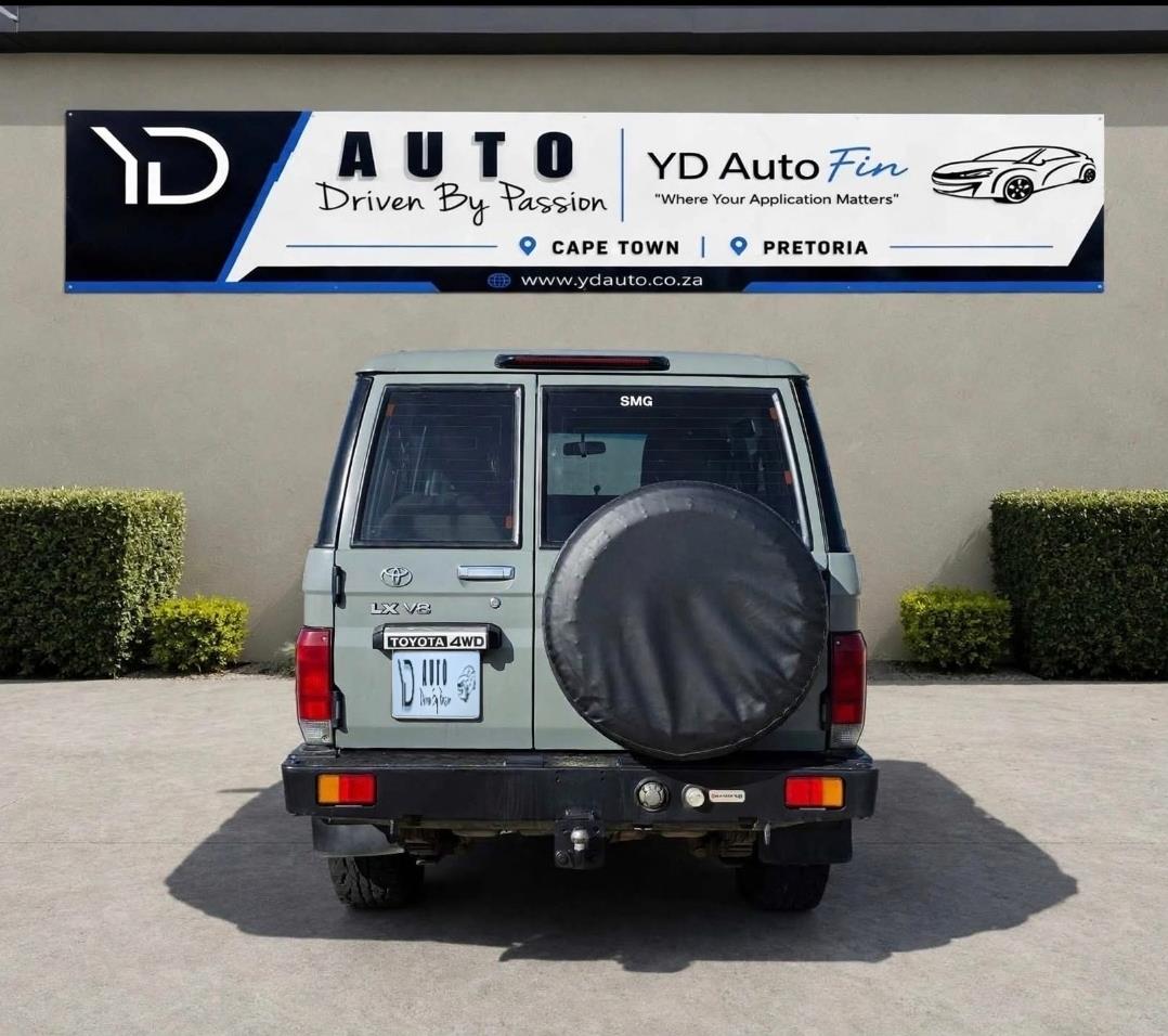 Toyota Land Cruiser 76 4.5D-4D LX V8 Station Wagon YD Auto Cape Town