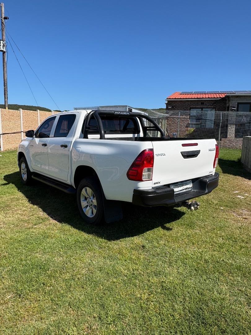 Toyota Hilux 2.4GD-6 Double Cab 4x4 SRX Auto
