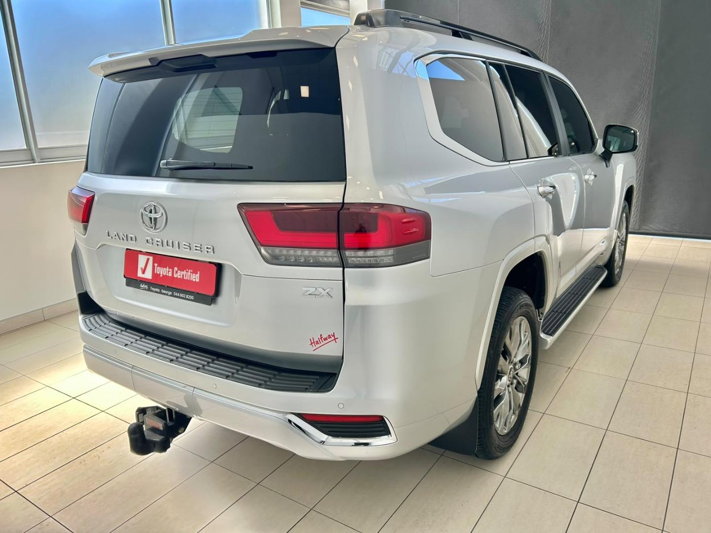 Toyota Land Cruiser 300 3.5T ZX Halfway Toyota George