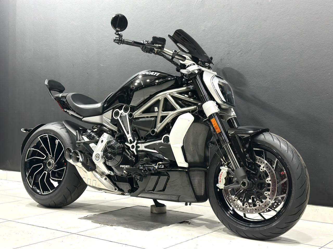 Ducati X-DIAVEL S