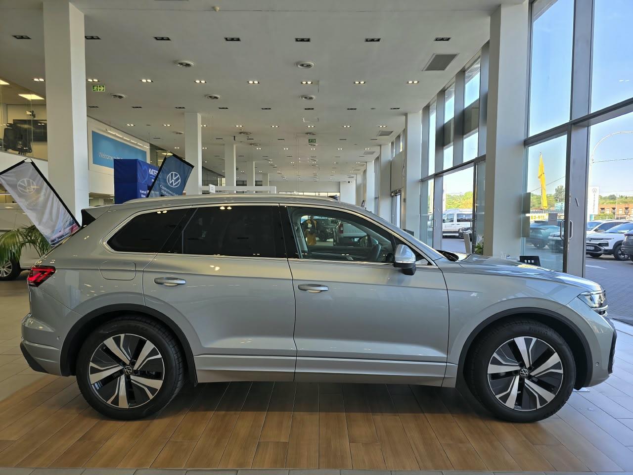 Volkswagen Touareg V6 TDI Elegance Final Edition VW Melrose Used