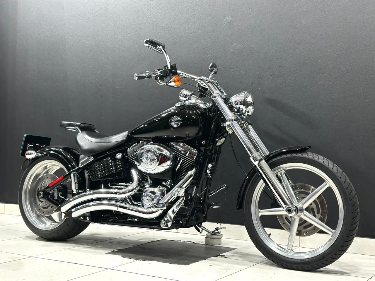 Harley-Davidson ROCKER C