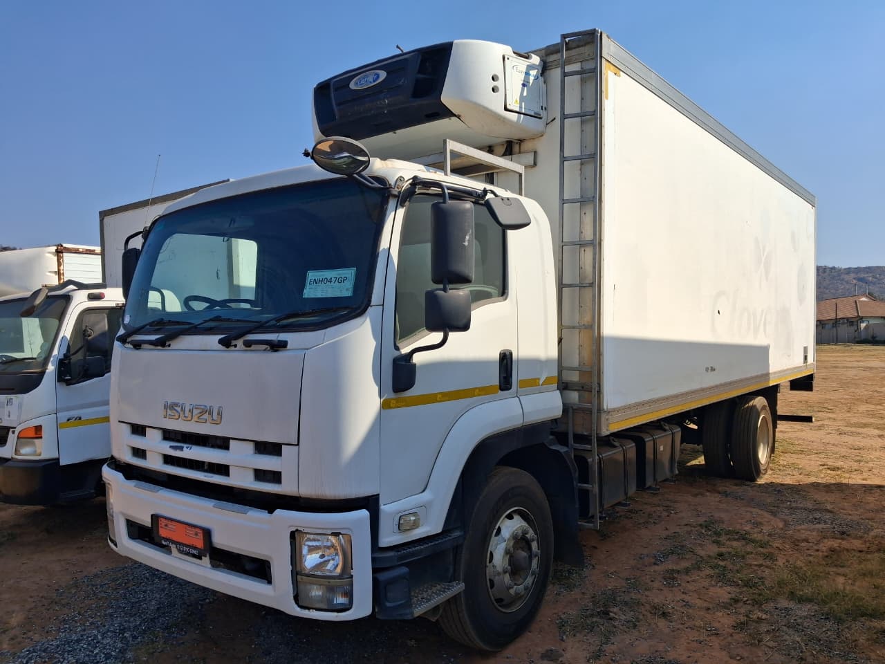 2016 Isuzu Ftr850 Fridge and insulated body truck