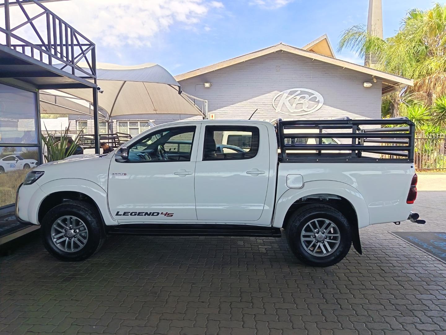 Toyota Hilux 3.0D-4D Double Cab Raider Legend 45 Kimberley Bakkie Centre