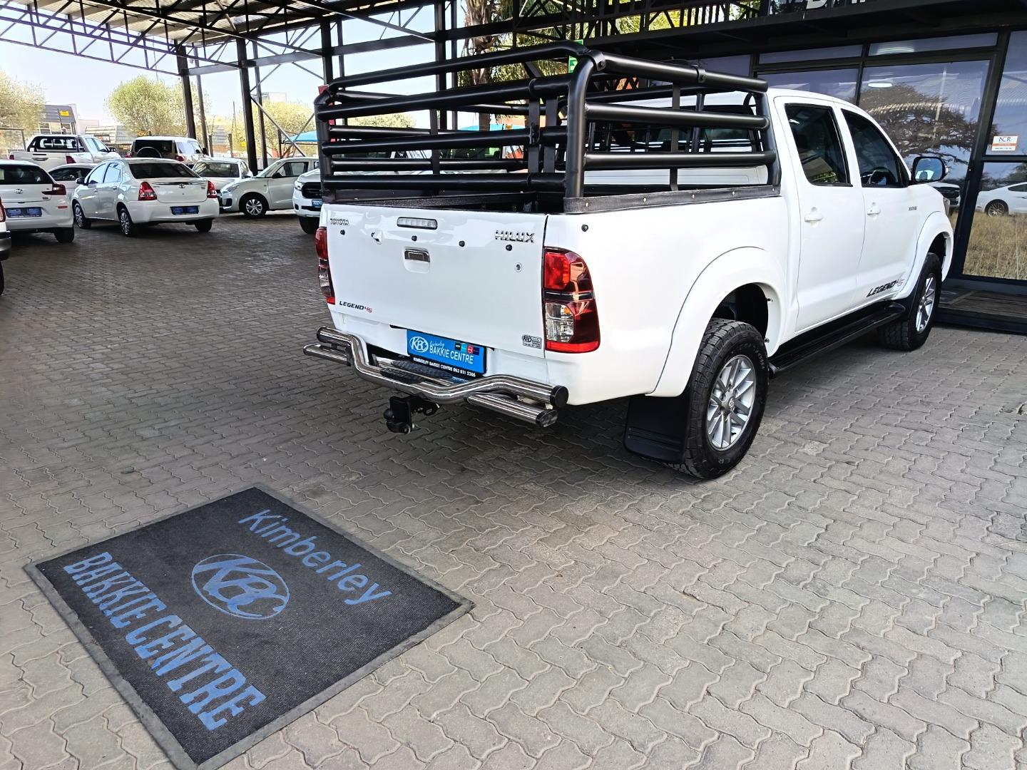 Toyota Hilux 3.0D-4D Double Cab Raider Legend 45 Kimberley Bakkie Centre