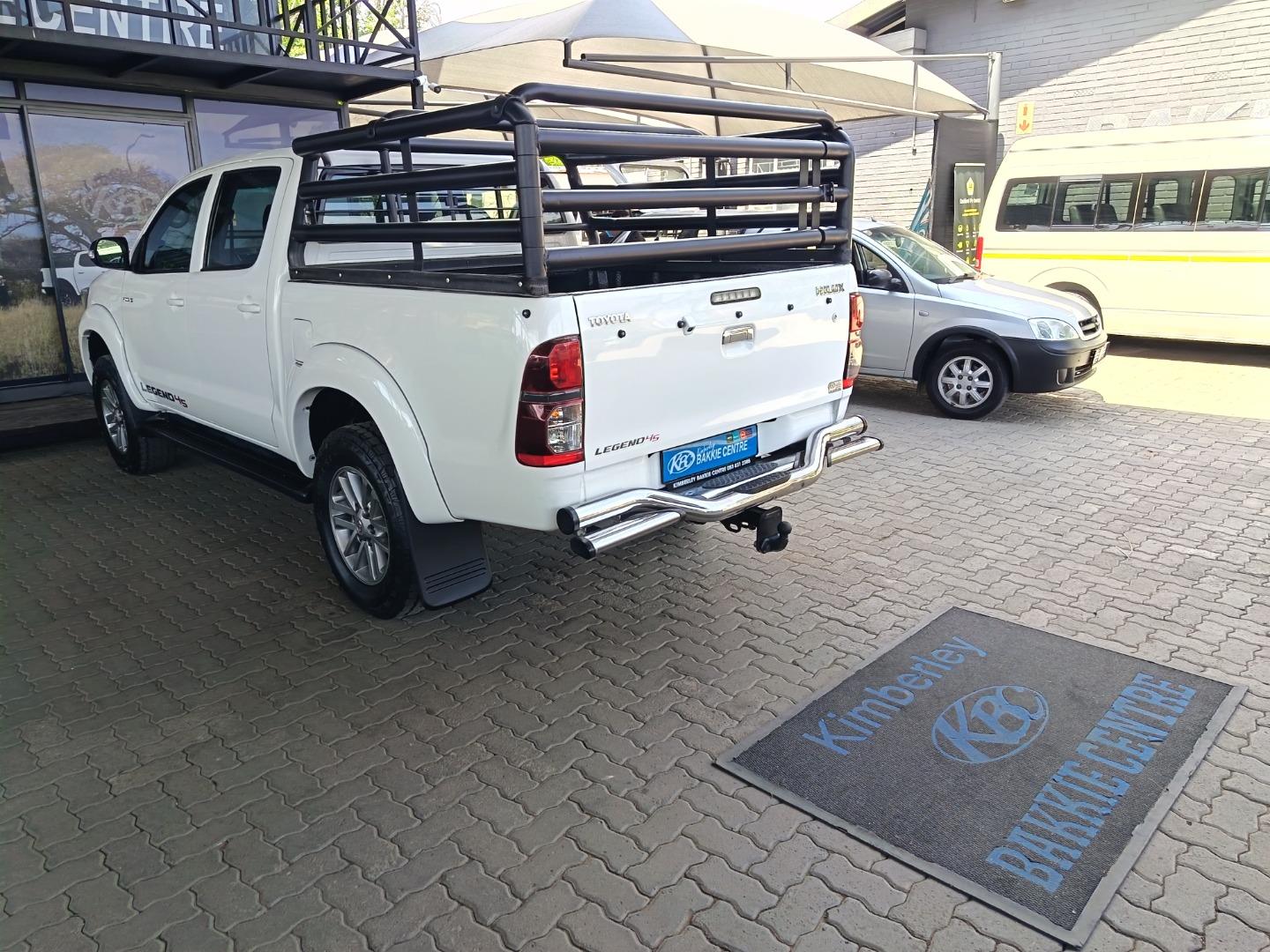 Toyota Hilux 3.0D-4D Double Cab Raider Legend 45 Kimberley Bakkie Centre