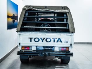 2025 Toyota Land Cruiser 79 2.8GD-6 Double Cab for sale