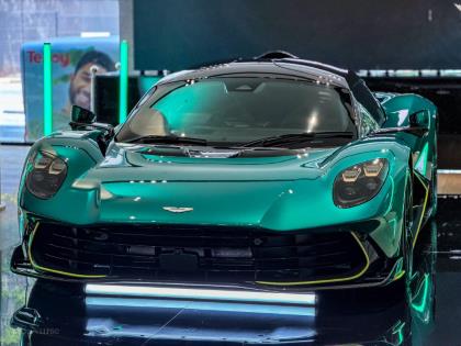 Aston Martin Valhalla
