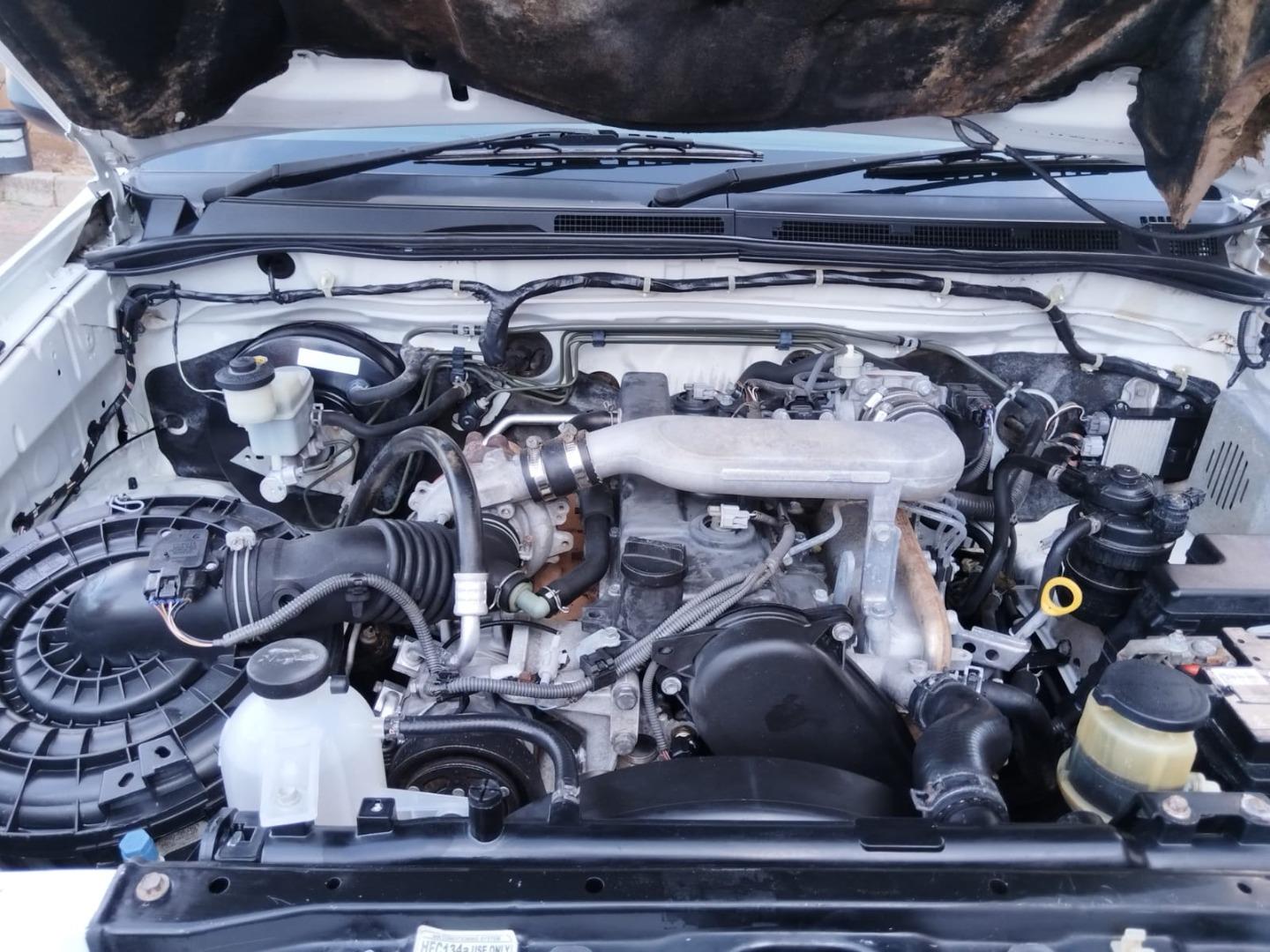 Toyota Hilux 2.5D-4D OJB Auto Innovations