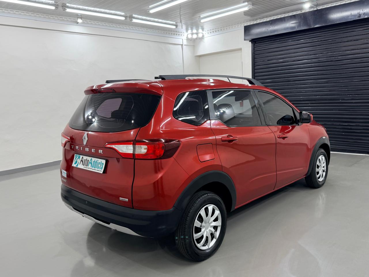 Renault Triber 1.0 Dynamique Auto Addicts