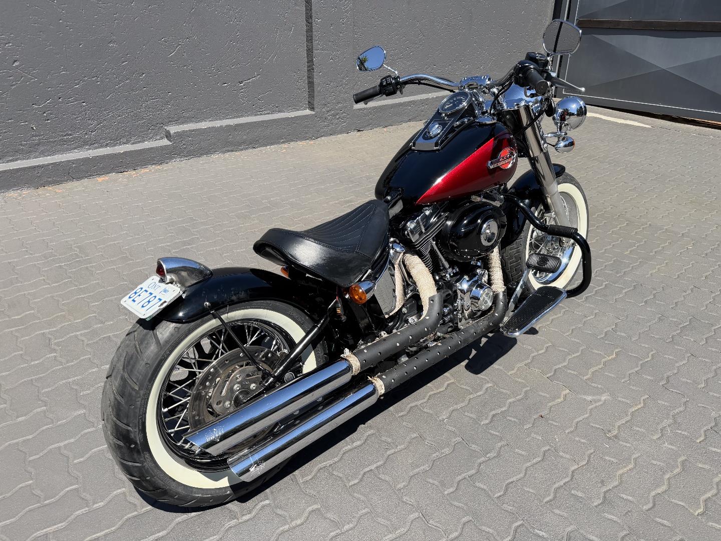 Harley-Davidson Heritage Softail Classic BOBBER Eazy Rider Motorcycles