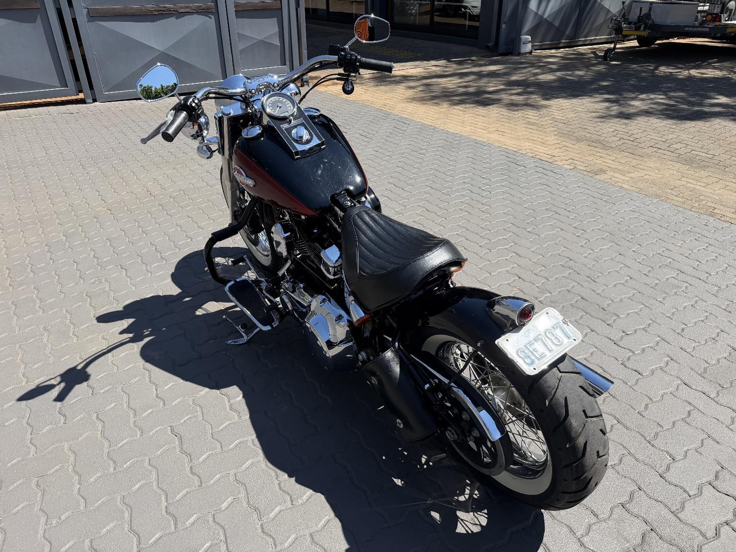 Harley-Davidson Heritage Softail Classic BOBBER Eazy Rider Motorcycles