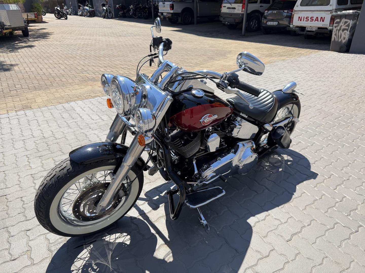 Harley-Davidson Heritage Softail Classic BOBBER Eazy Rider Motorcycles