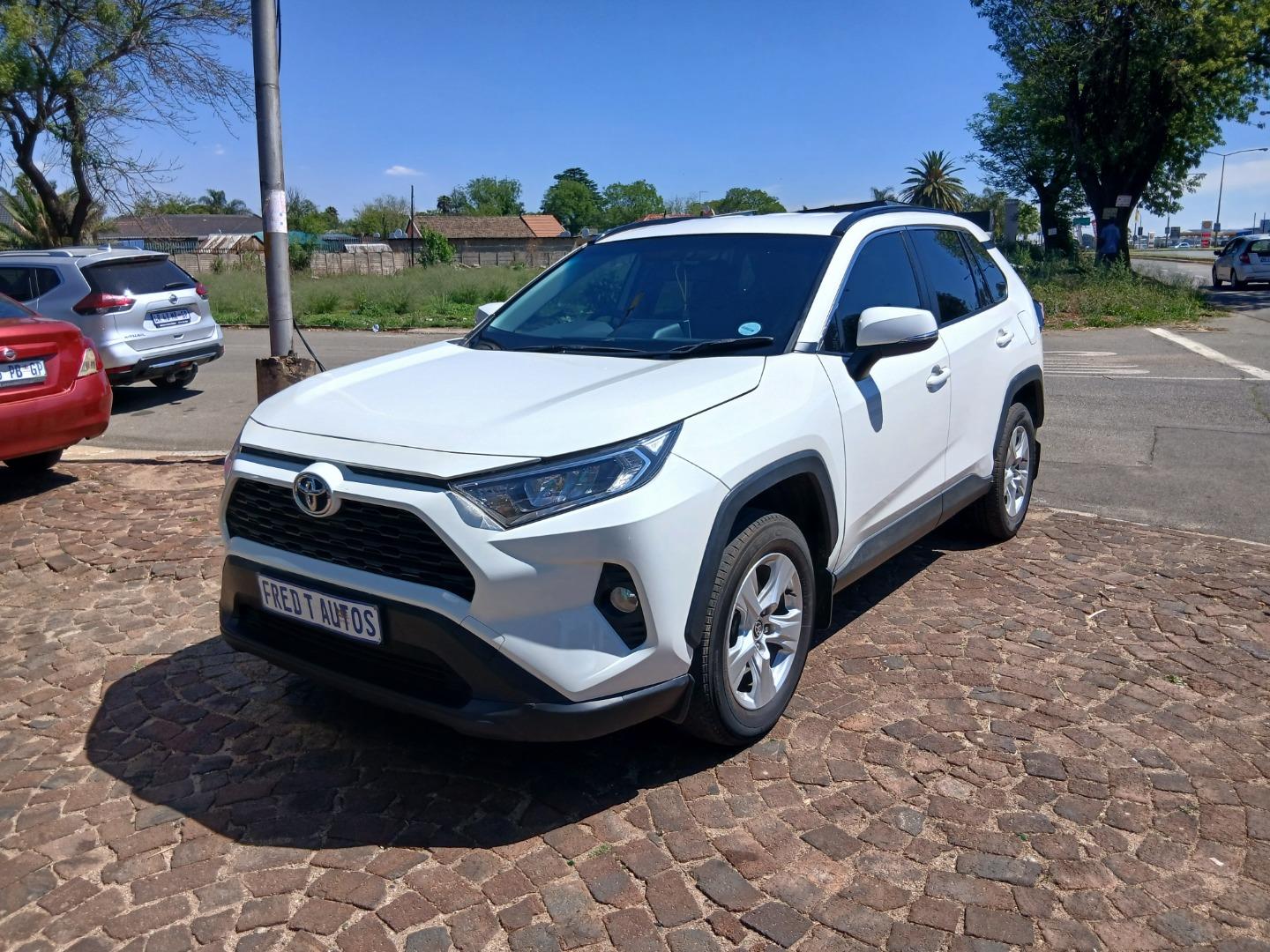 Toyota RAV4 2.0 GX Auto Fredthom Autos