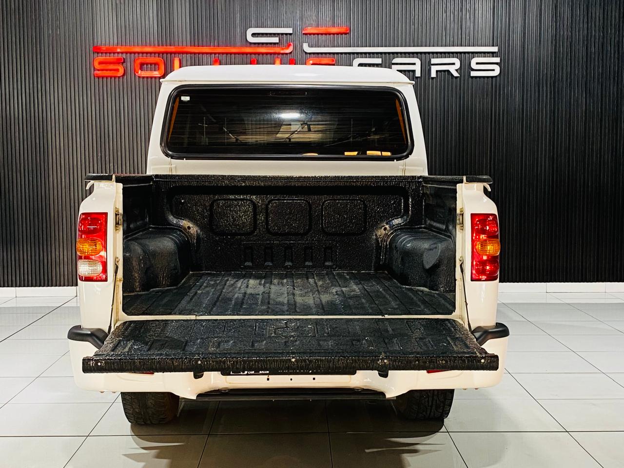Mahindra Pik Up 2.2CRDe Double Cab S11 Karoo Sollys Car Sales