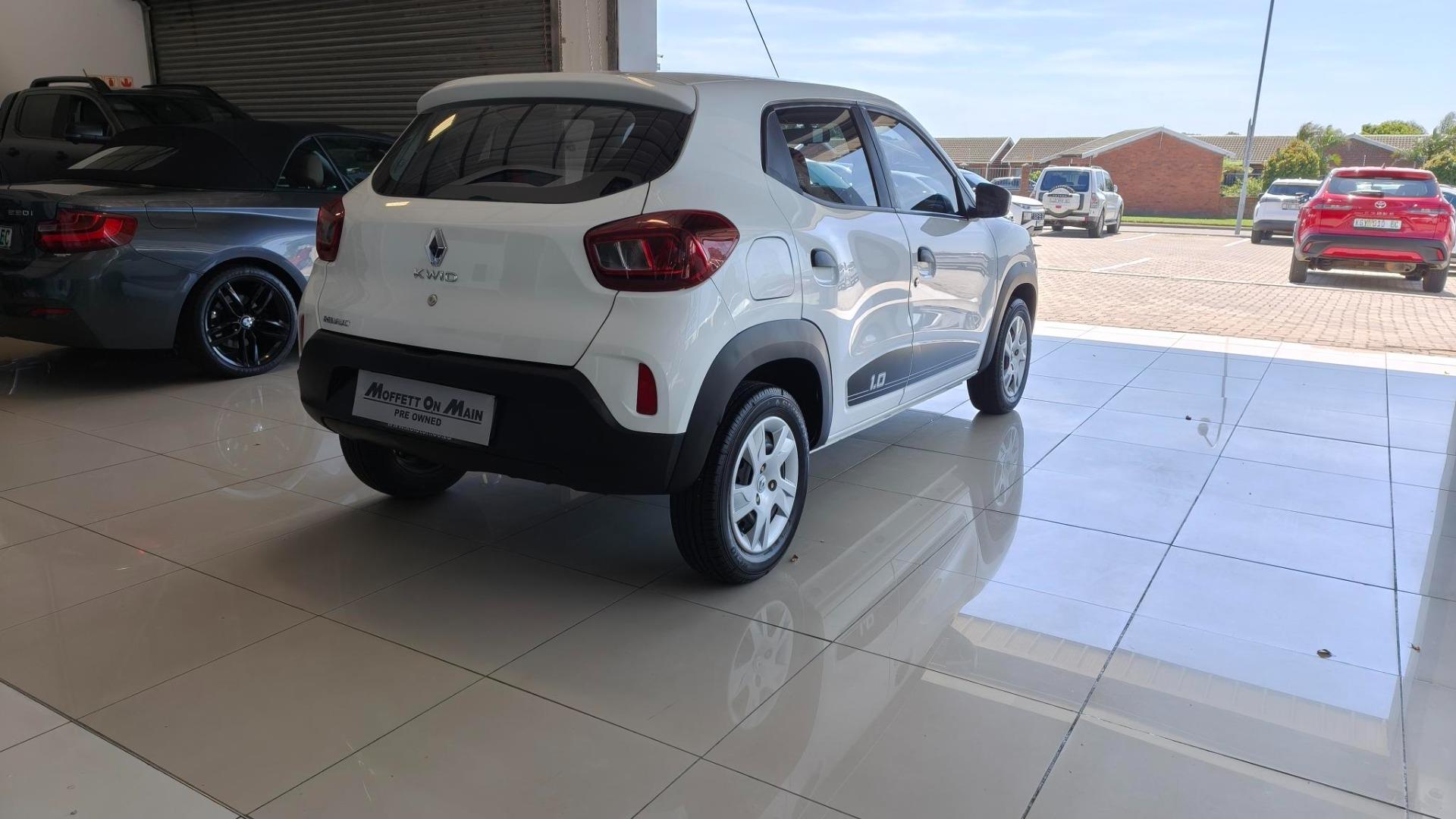 Renault Kwid 1.0 Zen Moffett On Main Pre Owned