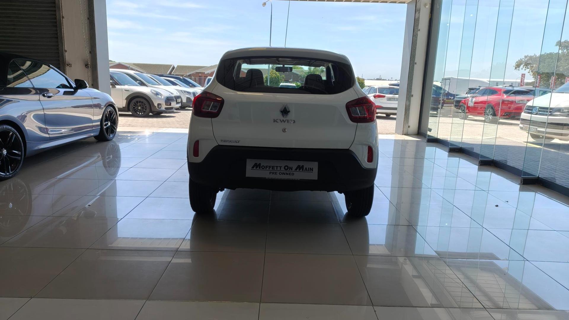 Renault Kwid 1.0 Zen Moffett On Main Pre Owned