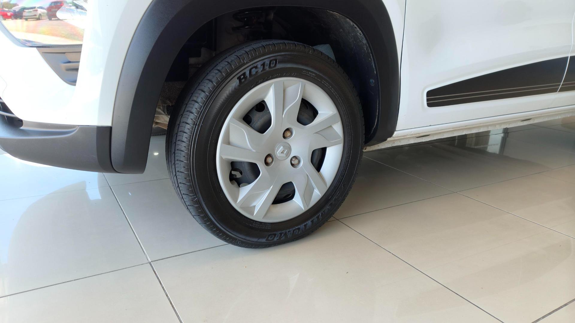 Renault Kwid 1.0 Zen Moffett On Main Pre Owned