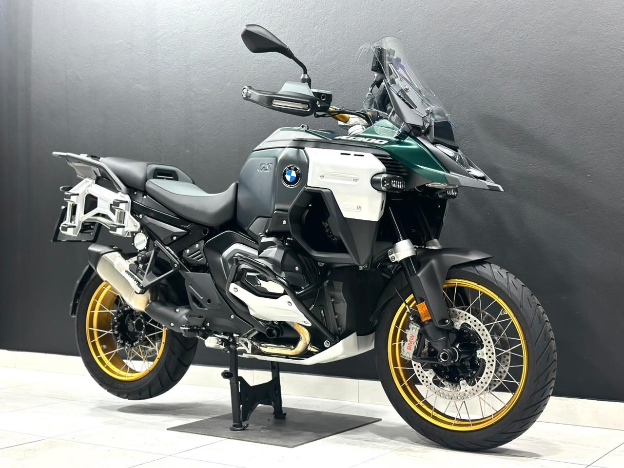 BMW R1300