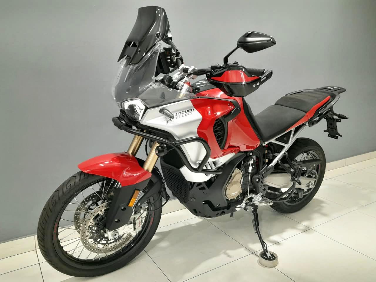 Mv Agusta 950 ENDURO VELOCE