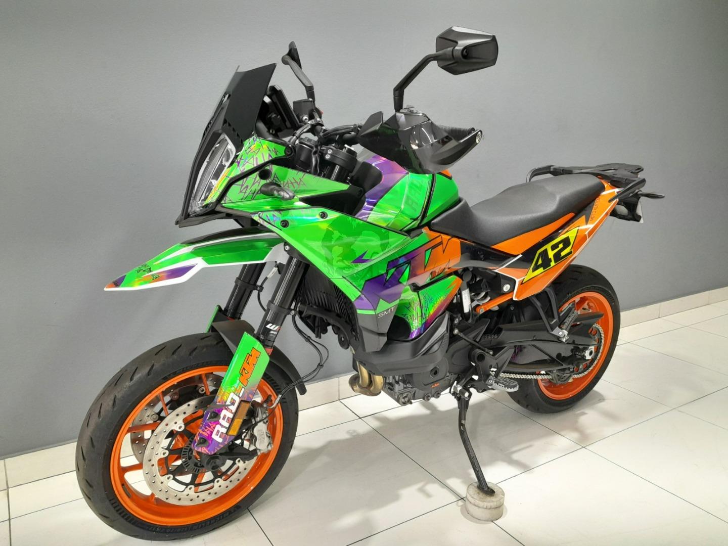 KTM 890 SMT