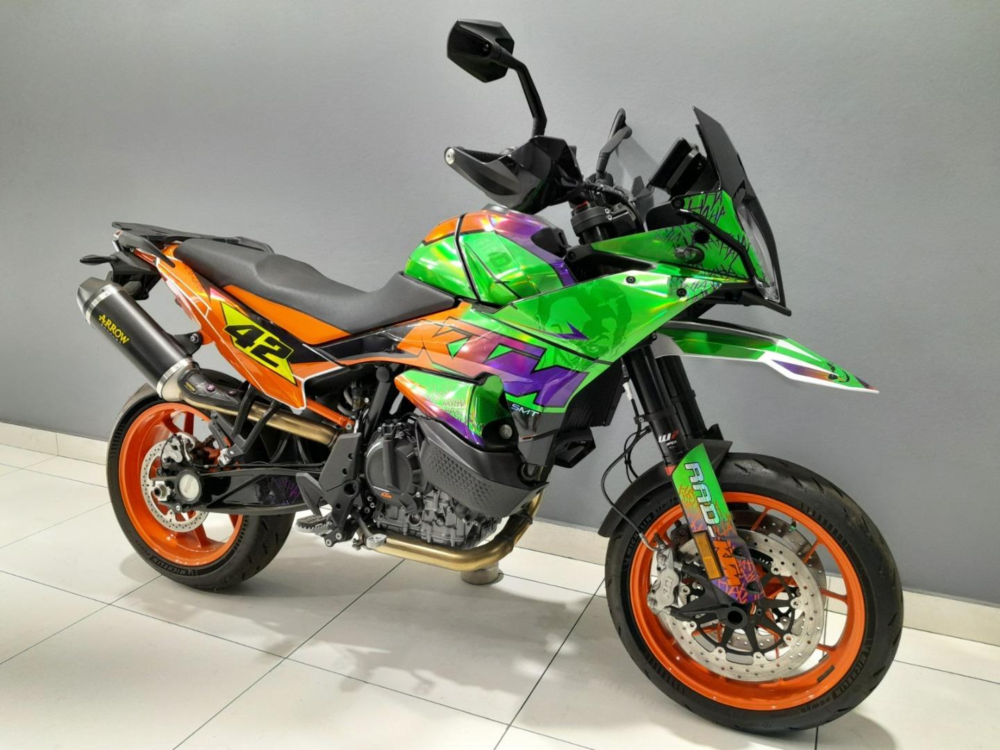 KTM 890 SMT
