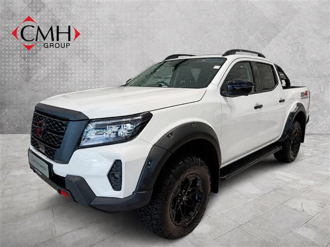 Nissan Navara 2.5DDTi Double Cab Pro-4x 4x4 Warrior CMH Suzuki Nissan Hillcrest