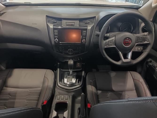 Nissan Navara 2.5DDTi Double Cab Pro-4x 4x4 Warrior CMH Suzuki Nissan Hillcrest