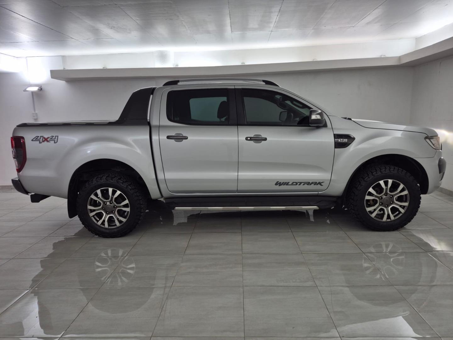 Ford Ranger 3.2TDCi Double Cab 4x4 Wildtrak Auto Lexus the Glen