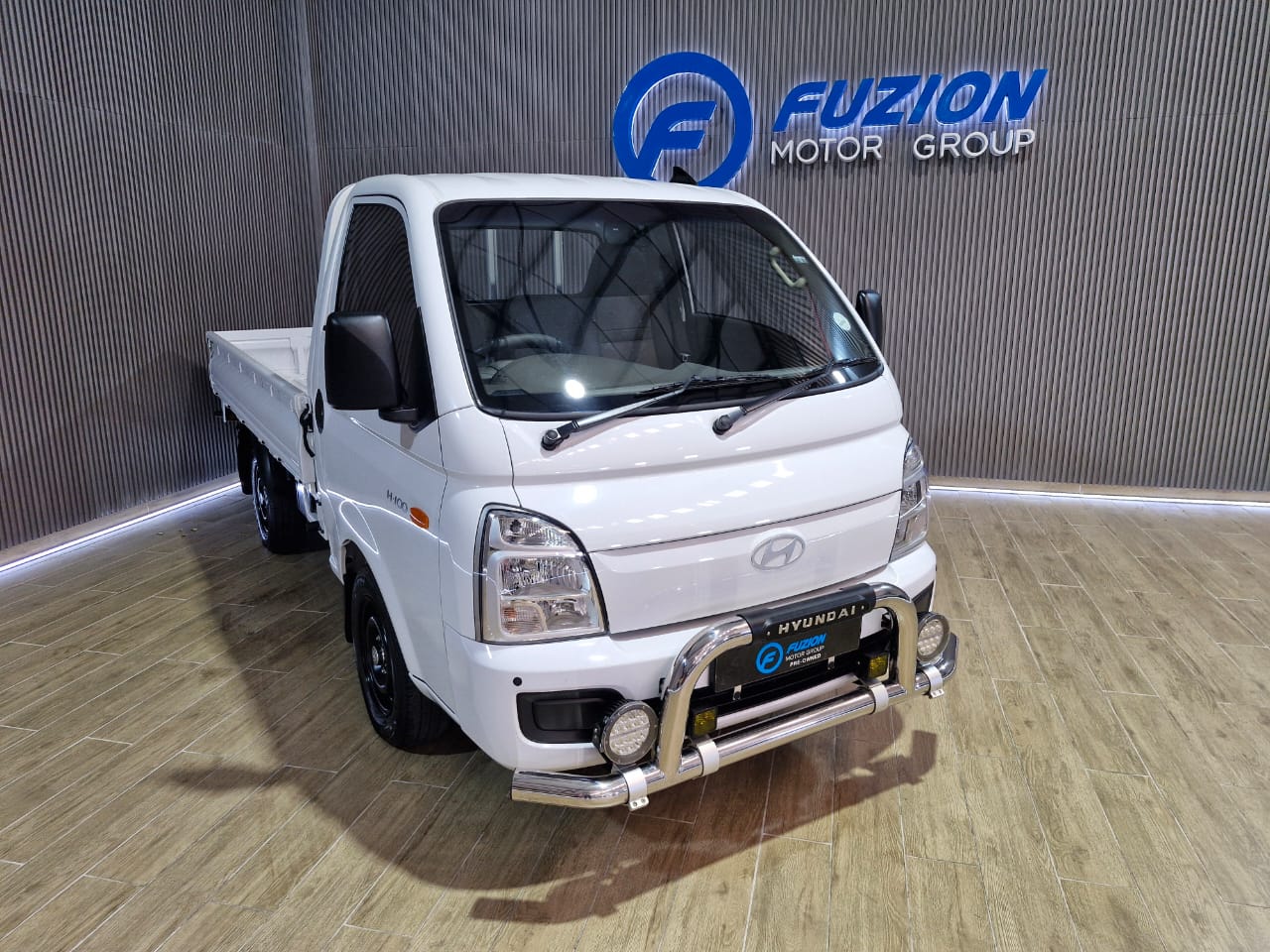 Hyundai H-100 Bakkie 2.6D Deck (Aircon) Fuzion Pre-owned Malmesbury