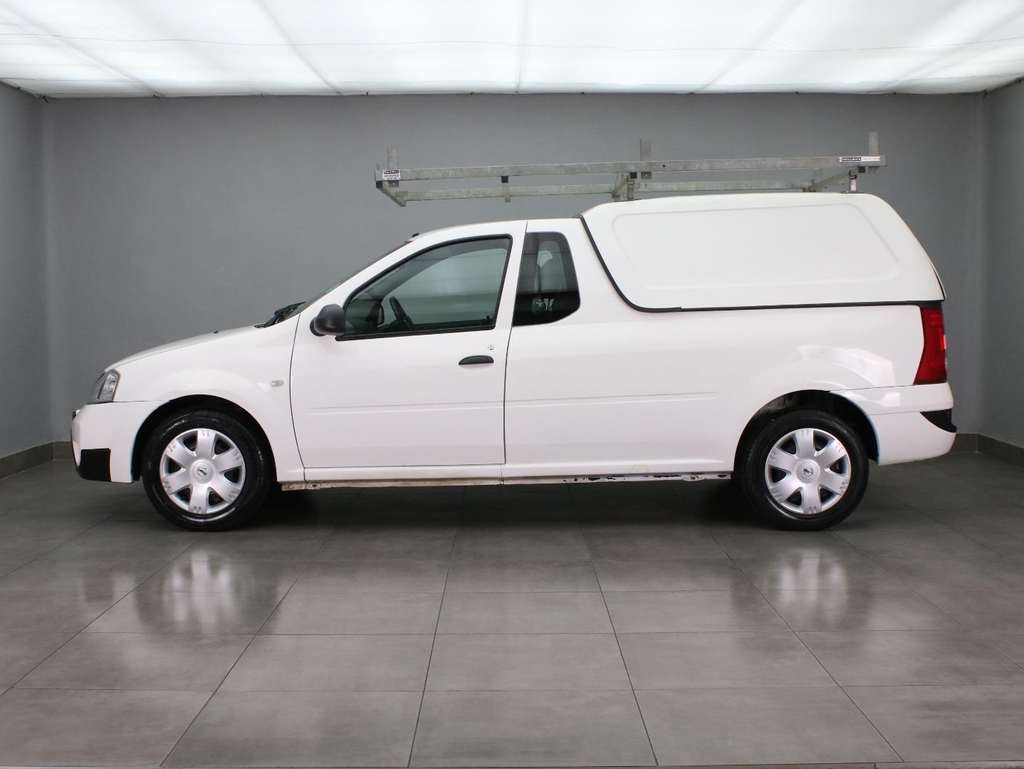 Nissan NP200 1.6i (Aircon) Safety Pack S4 Auto