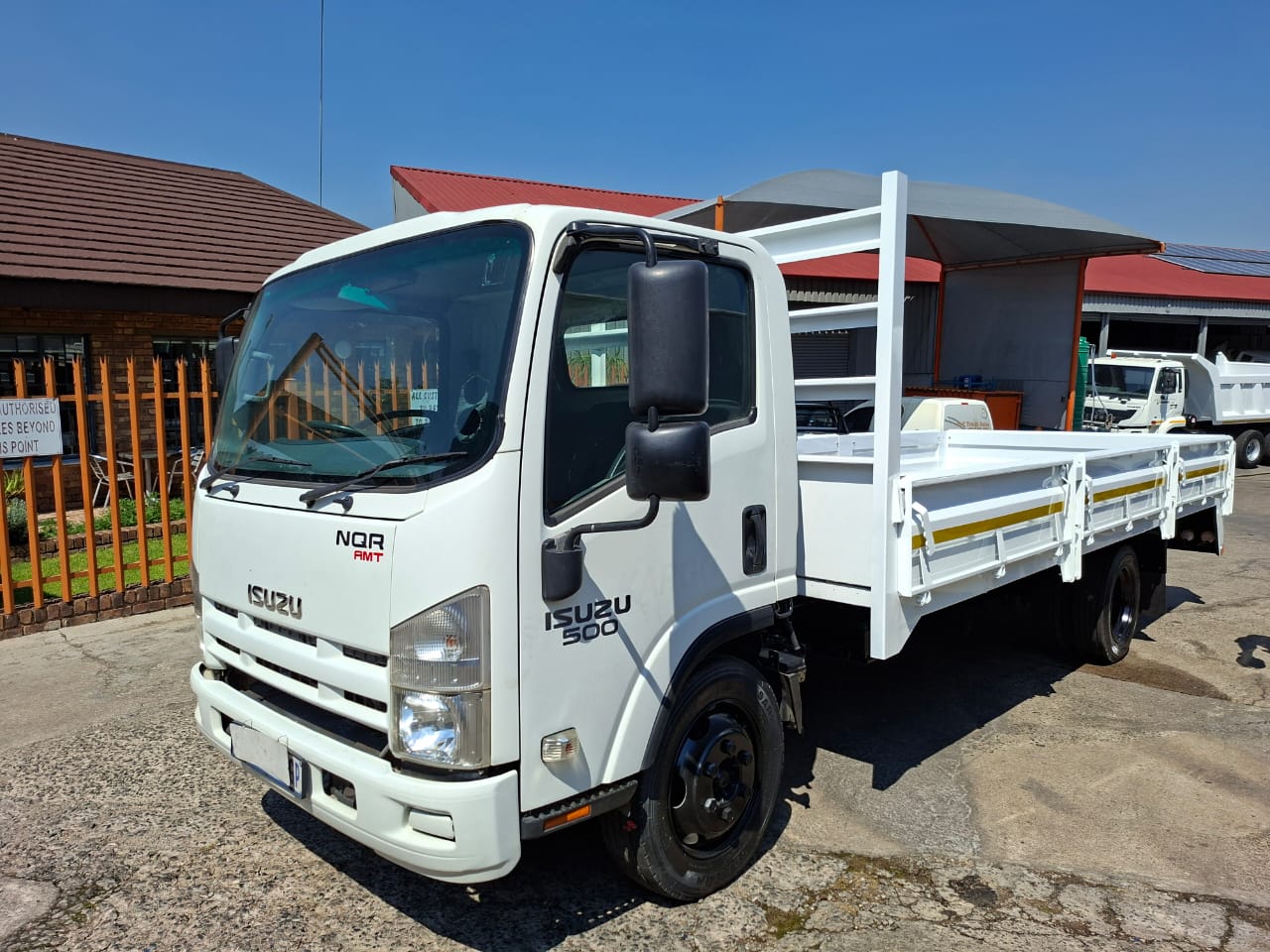 Isuzu NQR500 AMT 5TON A Z Truck Sales