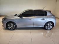 2022 Peugeot 208 1.2T Allure Auto, photo 2