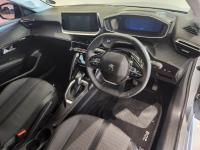 2022 Peugeot 208 1.2T Allure Auto, photo 22