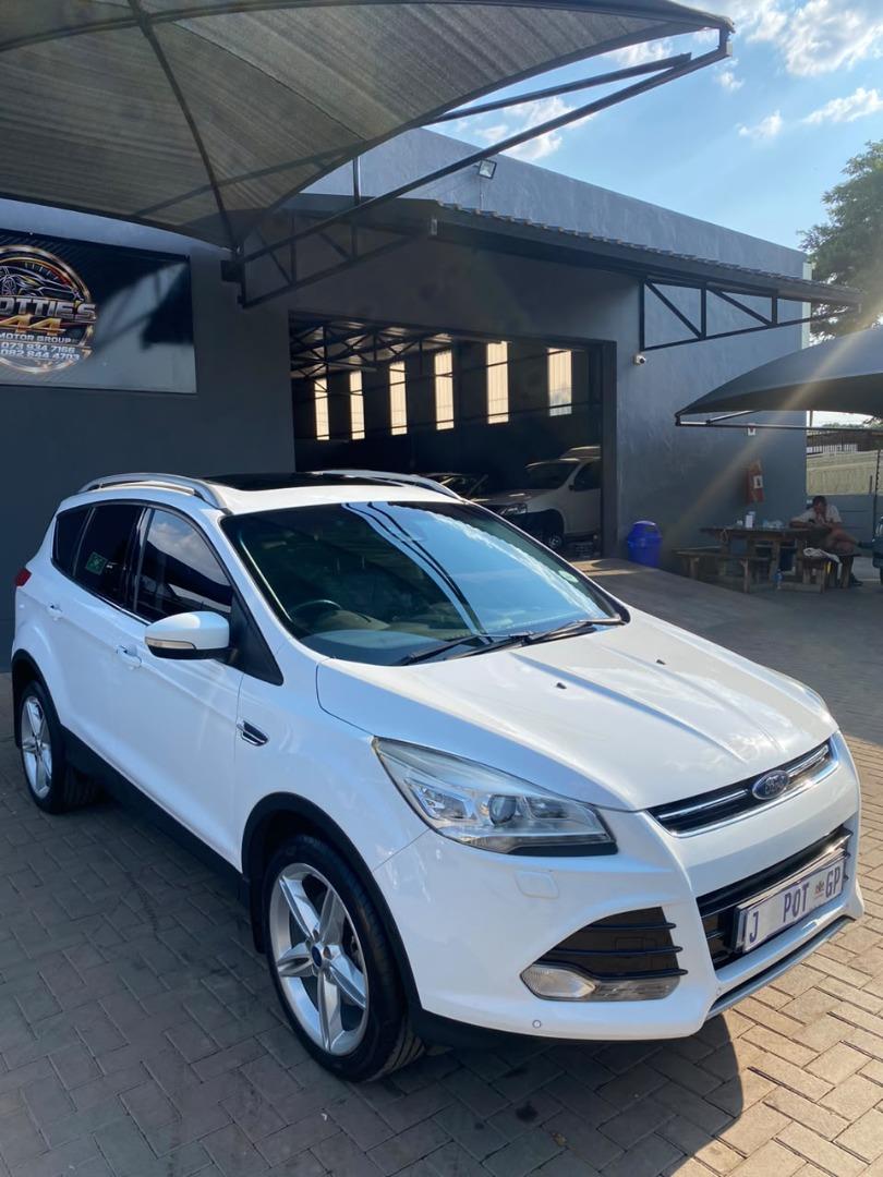 Ford Kuga 2.0TDCi AWD Titanium Pottie's 44 Motor Group