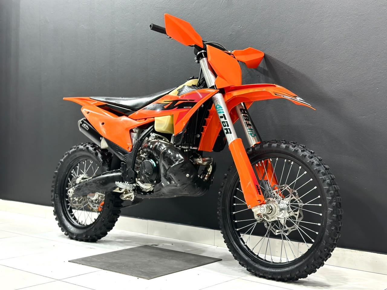 KTM 300
