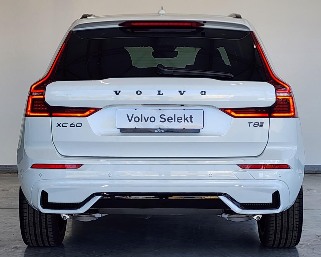 Volvo XC60 T8 Plug-In Hybrid AWD Ultra Black Edition Rola Volvo Cars Somerset West