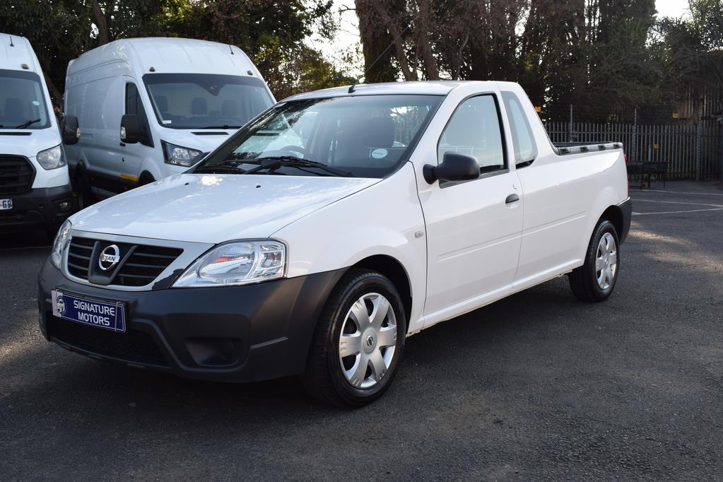 Nissan NP200 1.6i (Aircon) Safety Pack Signature Motors
