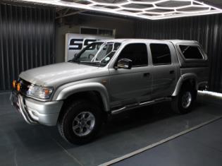 2005 Toyota Hilux 2700i Raider for sale