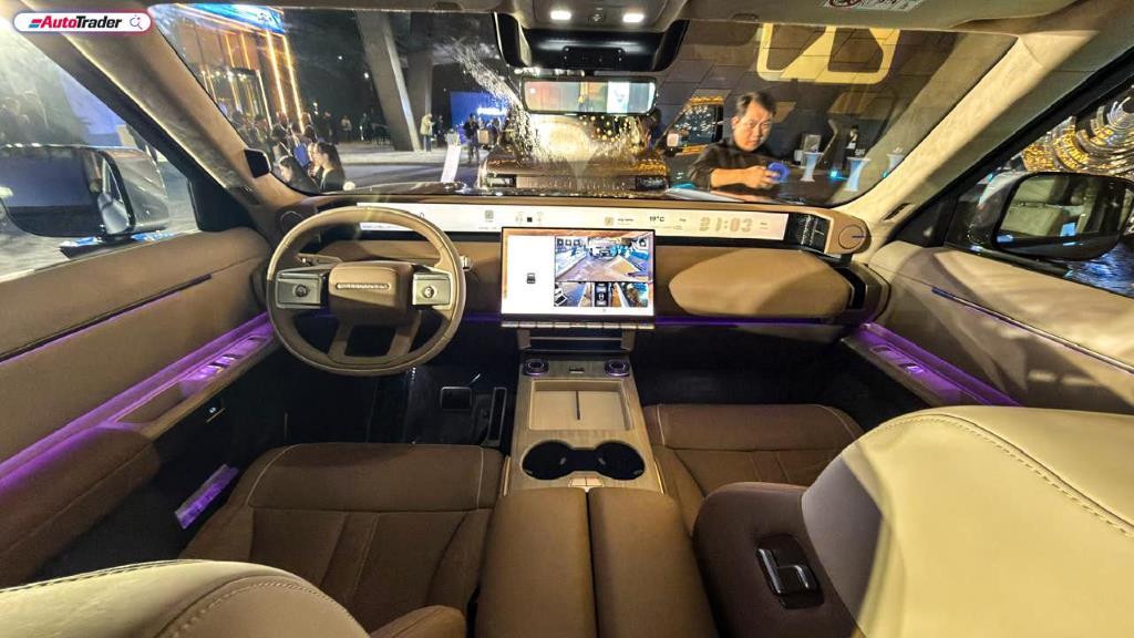Freelander 8 interior left hand drive