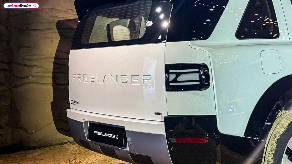 Freelander 8 tailgate