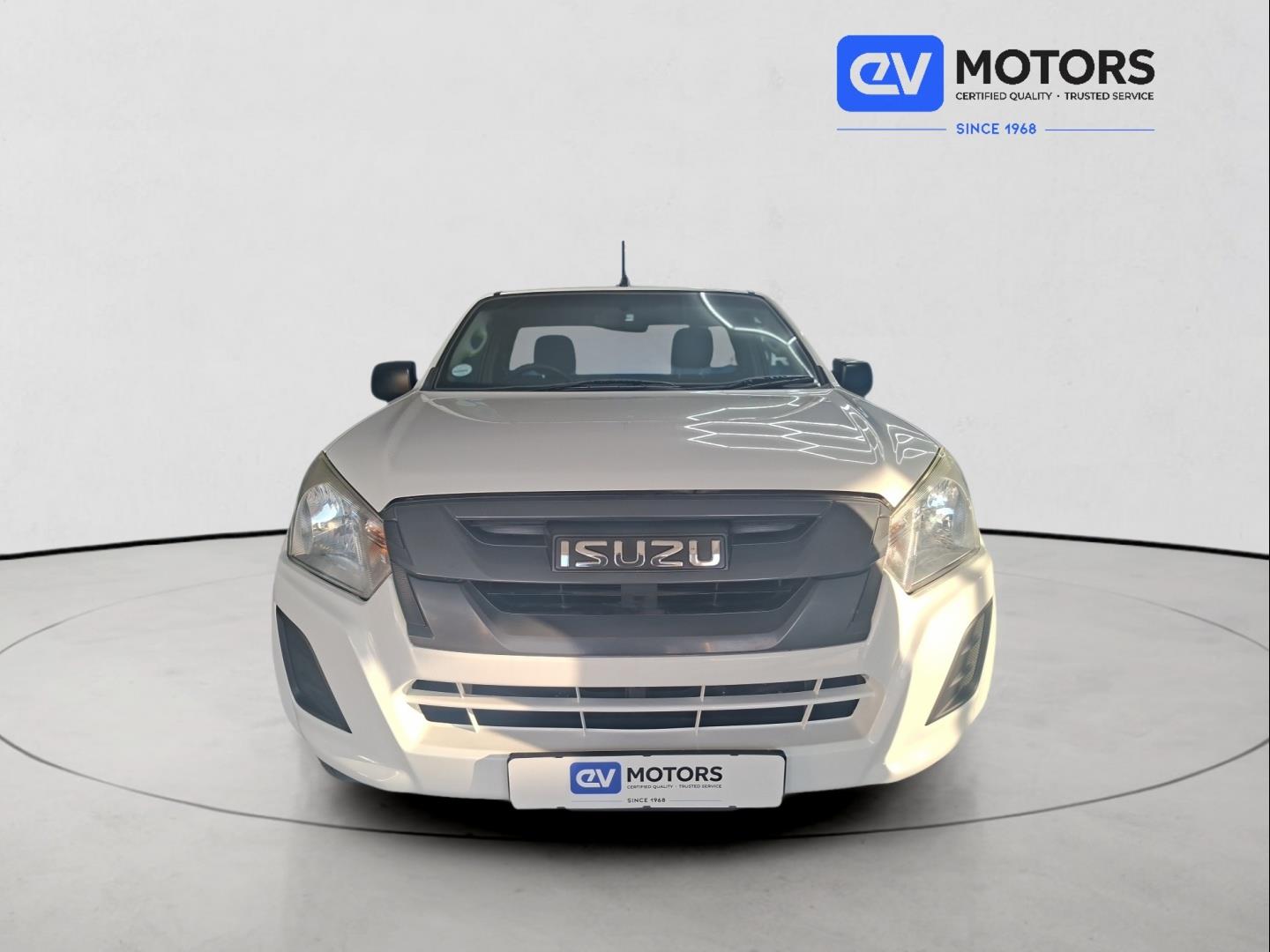 Isuzu D-Max 250 Fleetside EV Motors