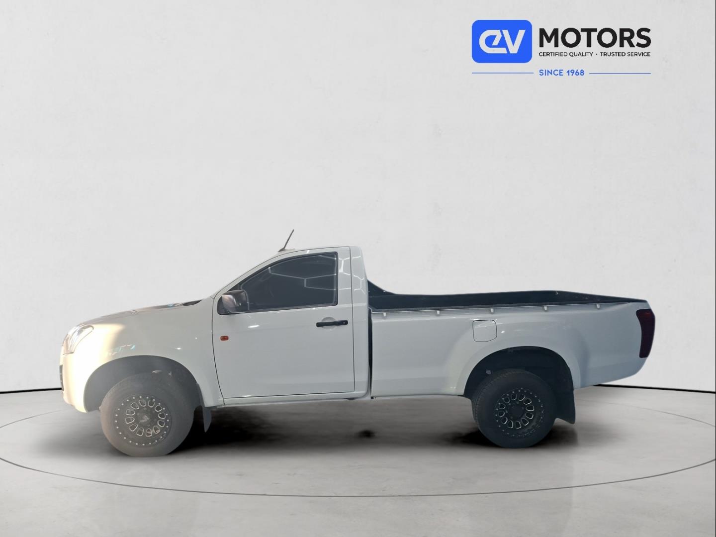 Isuzu D-Max 250 Fleetside EV Motors