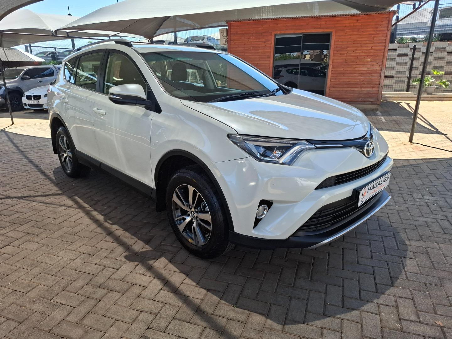 Toyota RAV4 2.0 GX Auto Magalies Auto