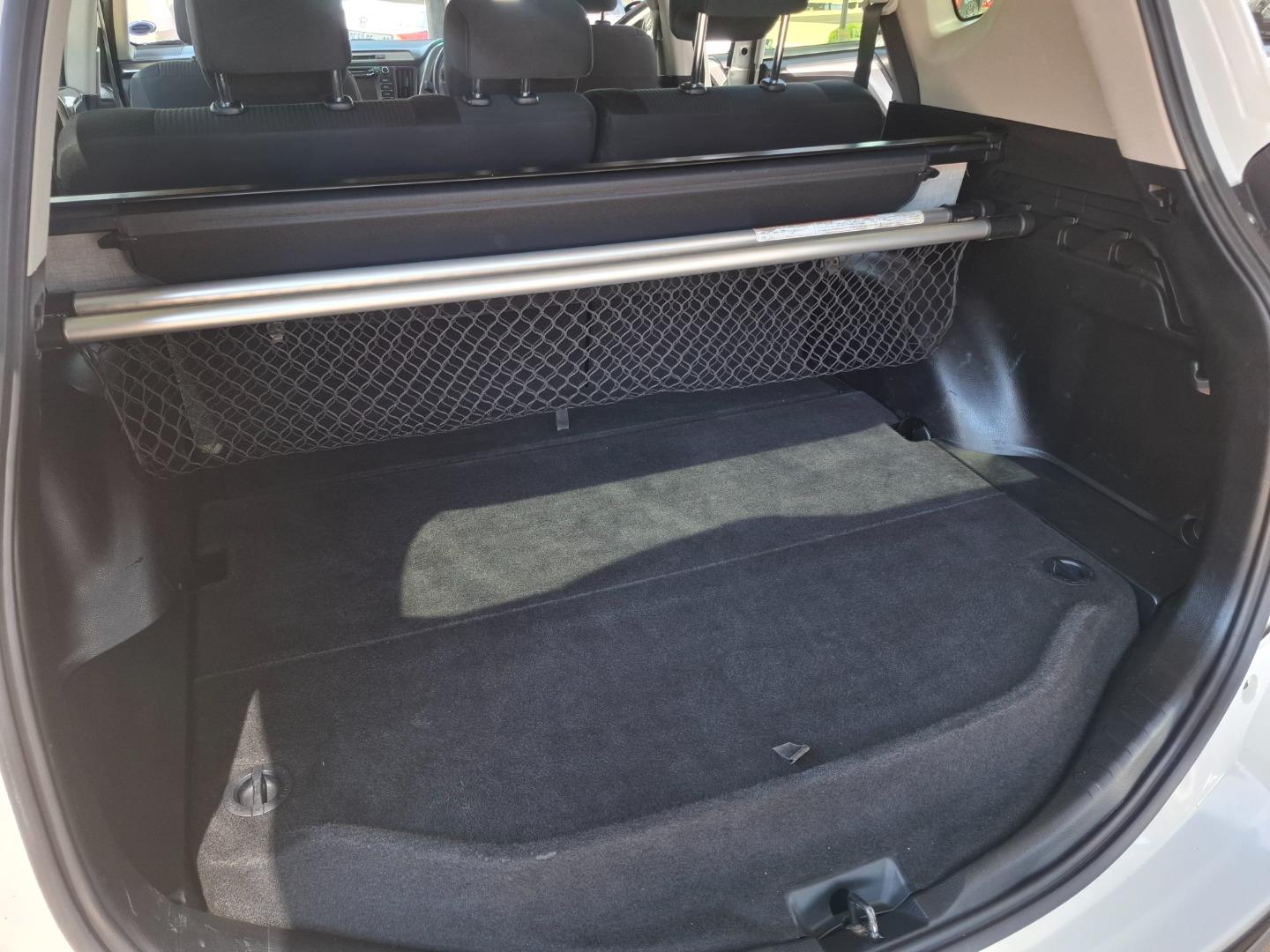 Toyota RAV4 2.0 GX Auto Magalies Auto
