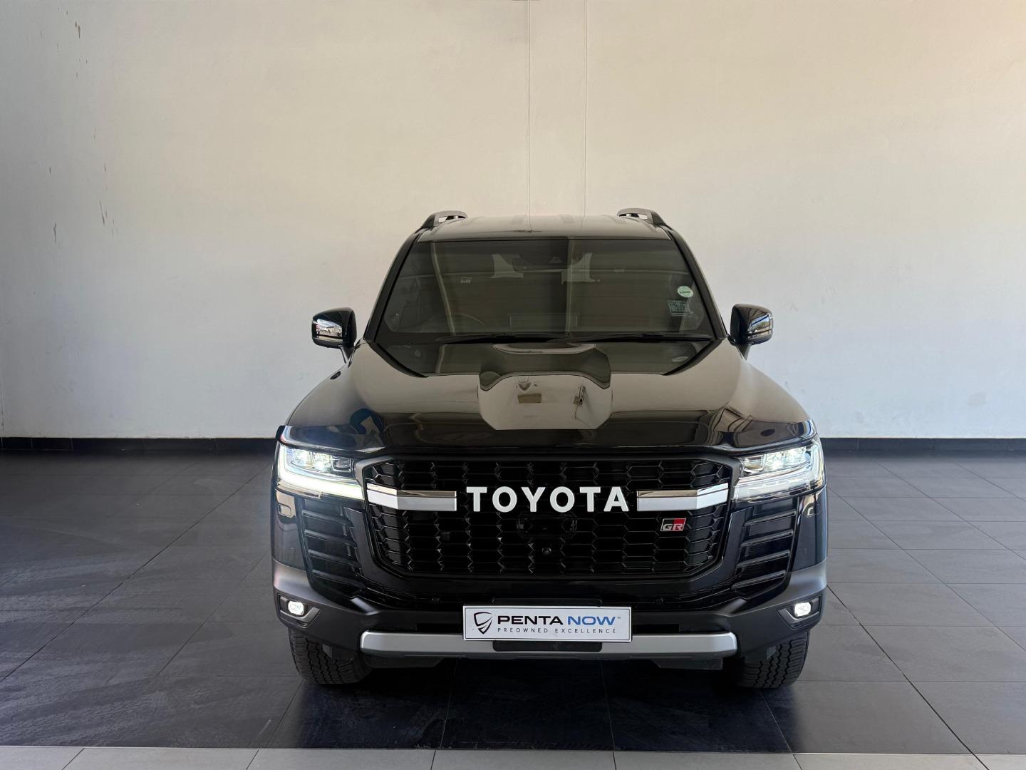 Toyota Land Cruiser 300 3.3D GR Sport Penta Now Montana