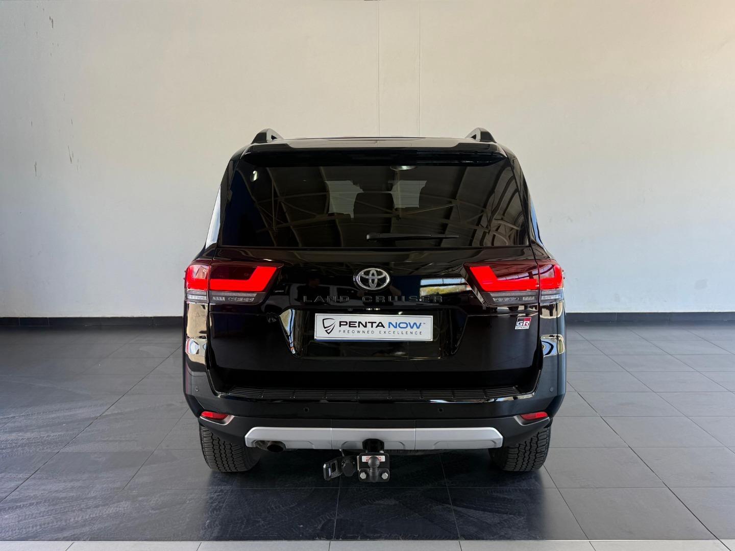 Toyota Land Cruiser 300 3.3D GR Sport Penta Now Montana