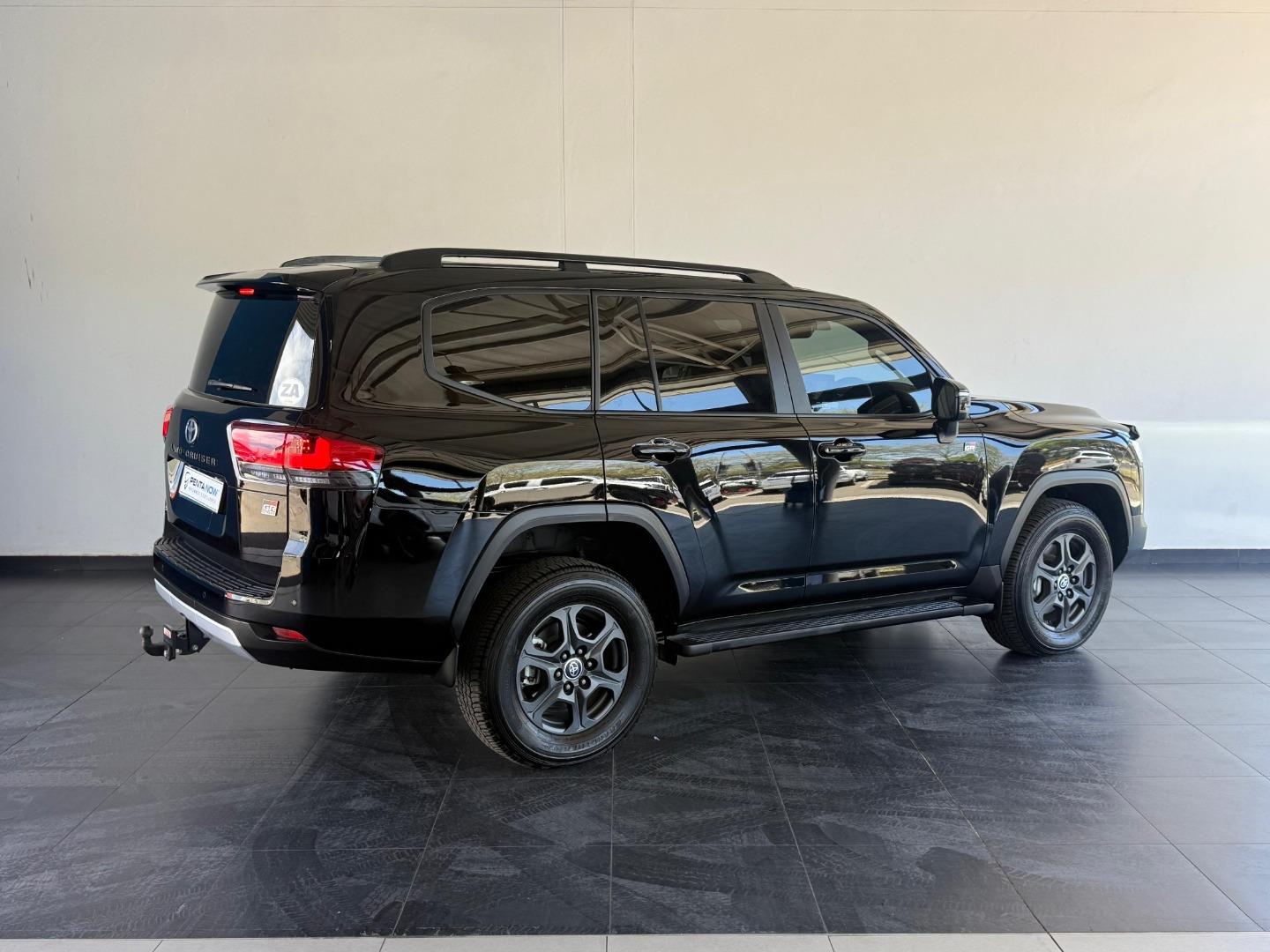 Toyota Land Cruiser 300 3.3D GR Sport Penta Now Montana