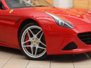 2017 Ferrari California T for sale